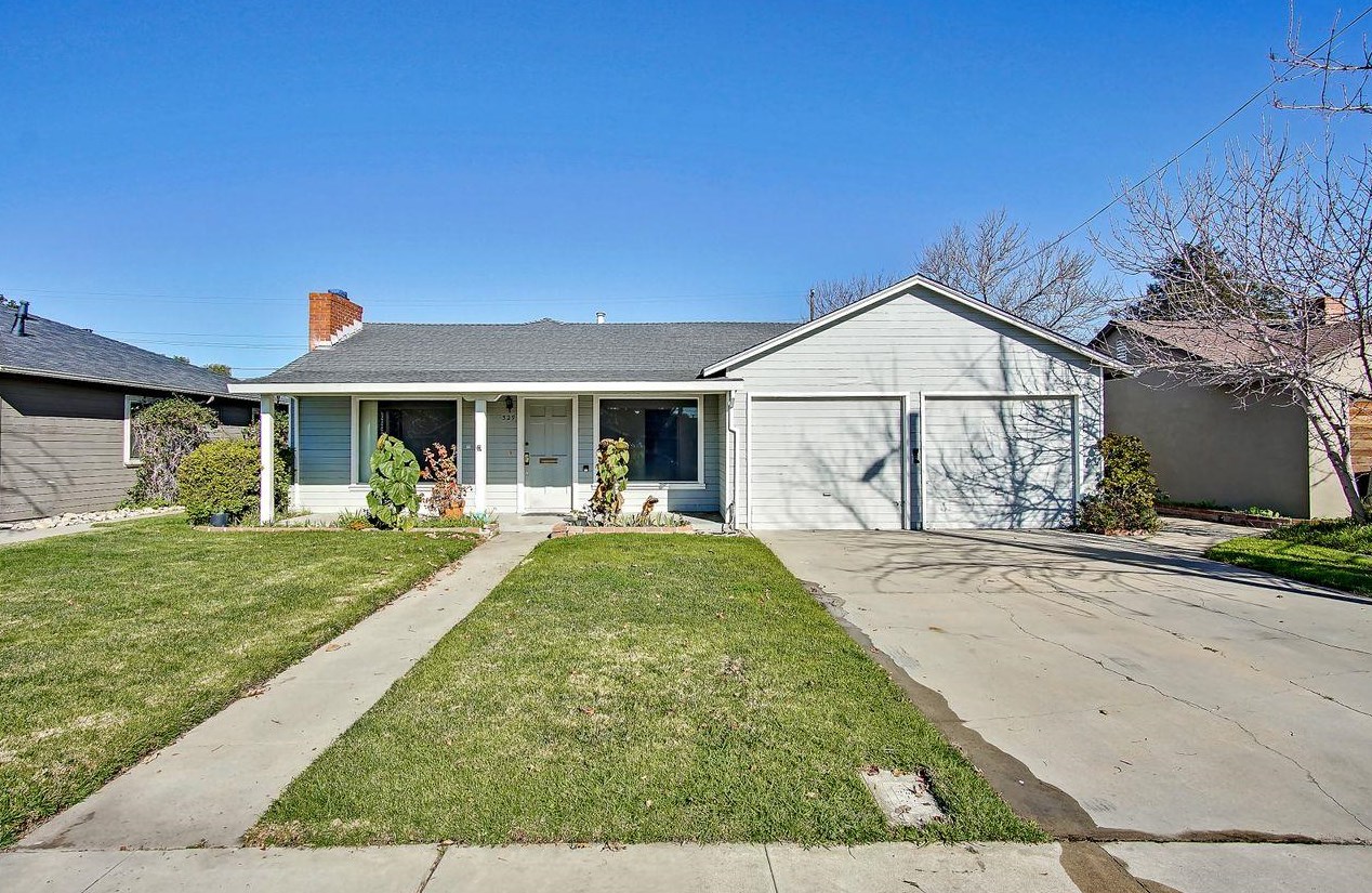 329 Sequoia St, Salinas, CA 93906-3317