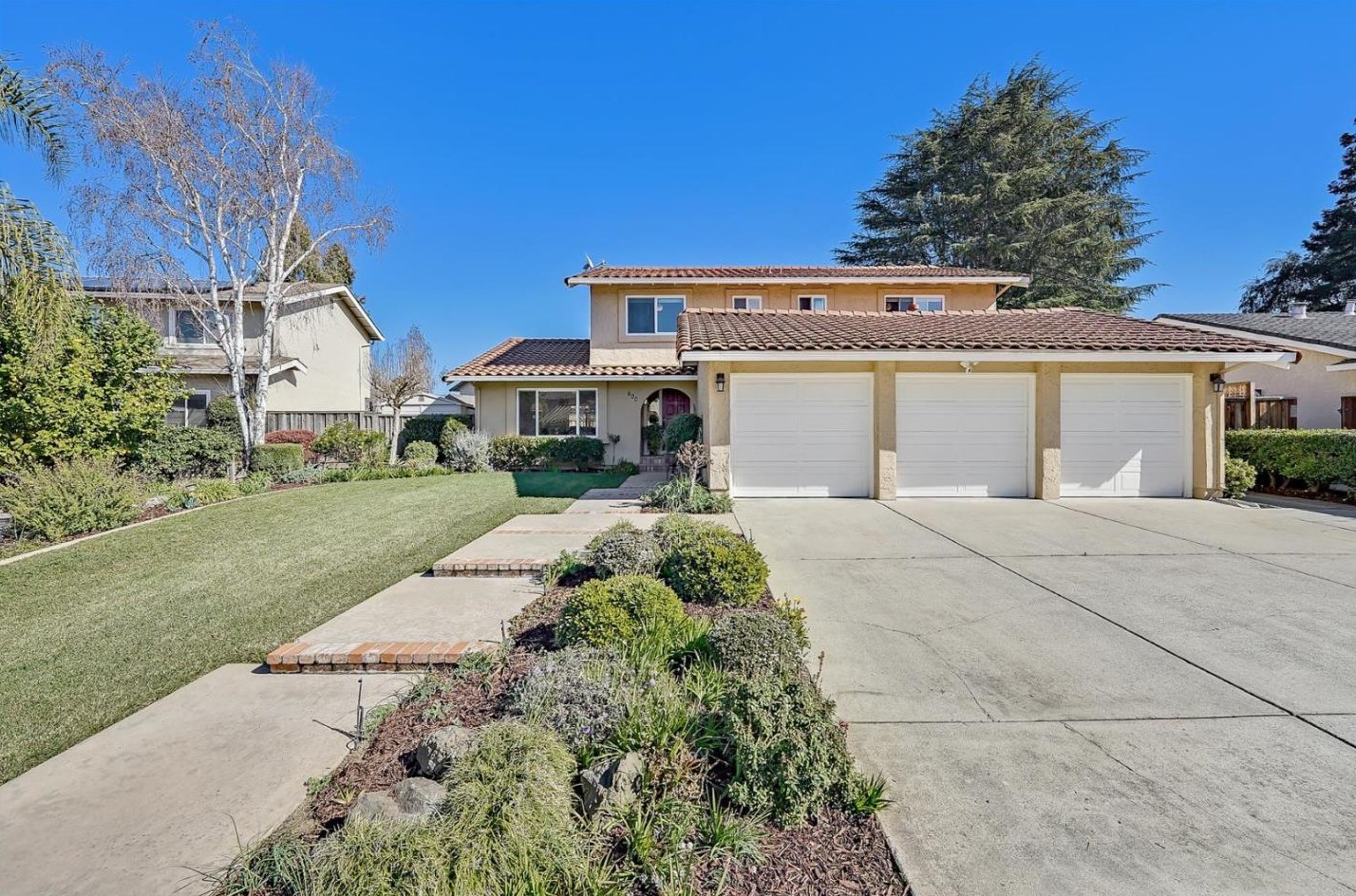 600 Encino Dr, Morgan Hill, CA 95037