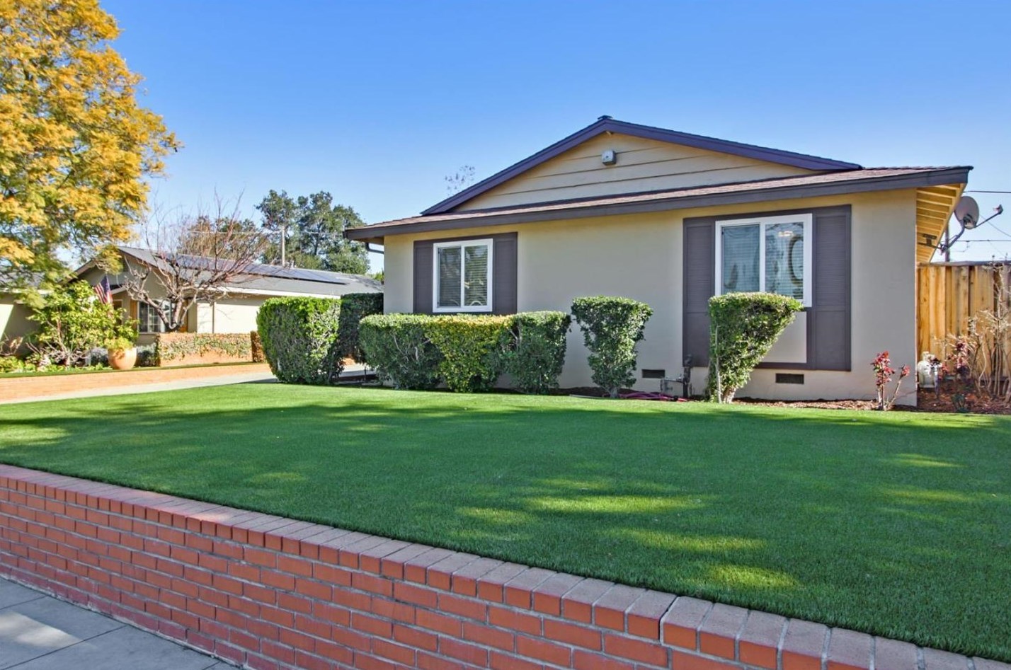 894 Virginia Ave, Campbell, CA 95008