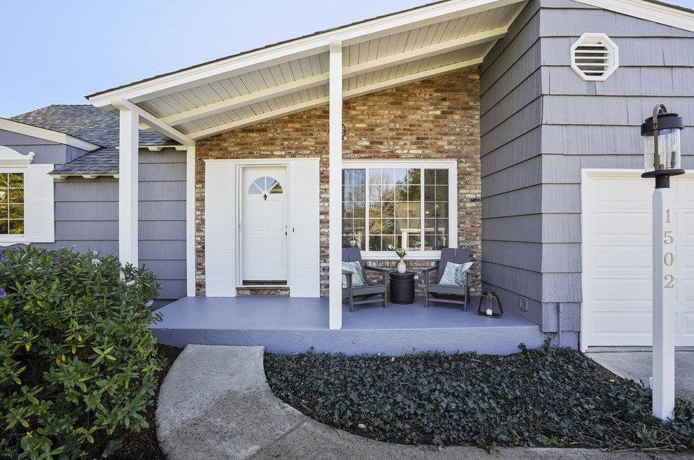 1502 Ben Roe Dr, Los Altos, CA 94024