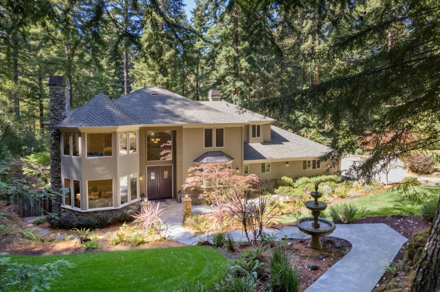130 Shake Tree Ln, Santa Cruz, CA 95066