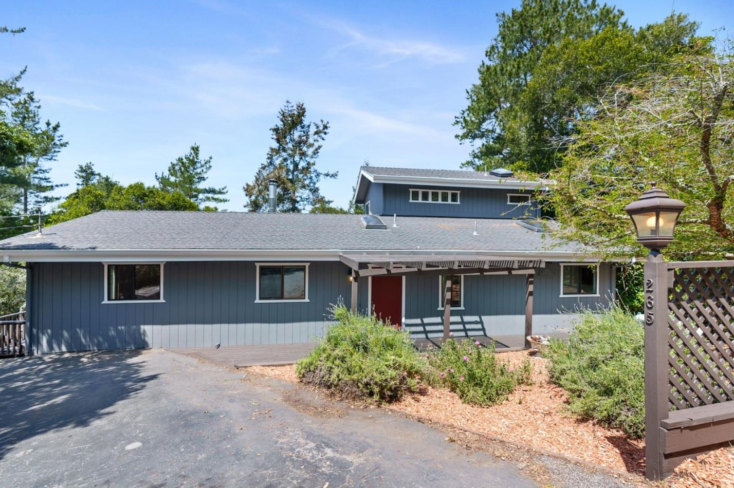 265 Bunker Hl, Aptos, CA 95003-9765