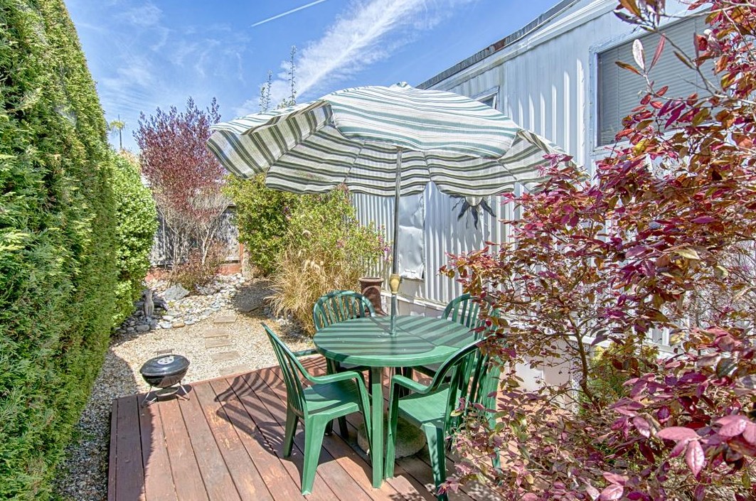 4425 Clares St 16, Capitola, CA 95010