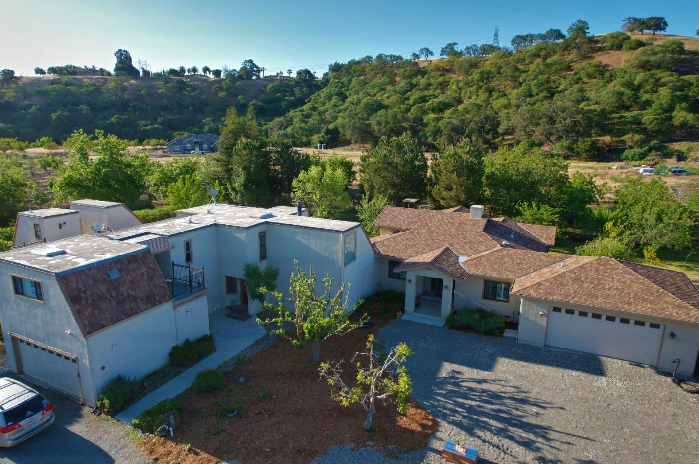 5371 Southside Rd, Hollister, CA 95023