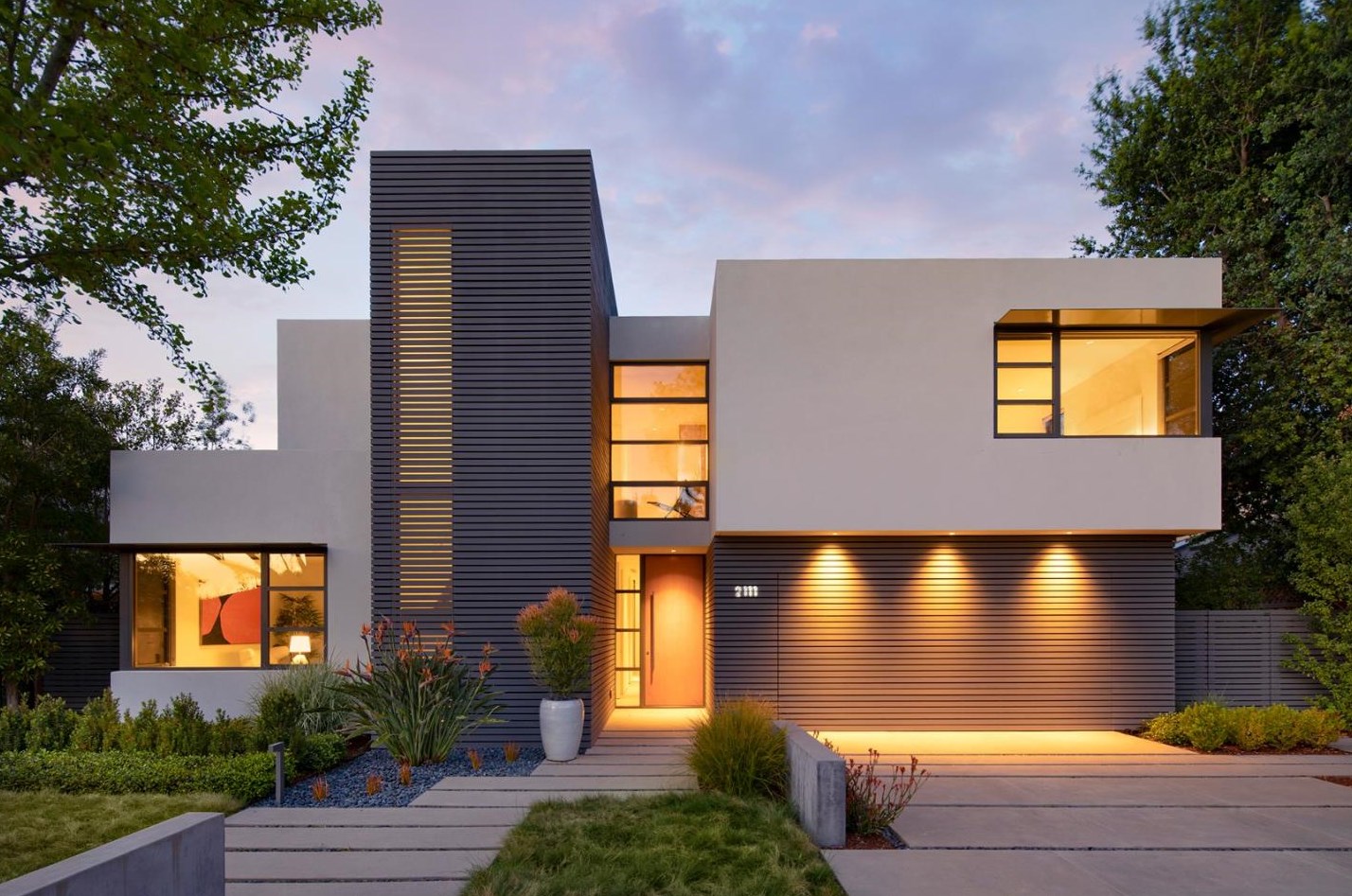 2111 Barbara Dr, Palo Alto, CA 94303