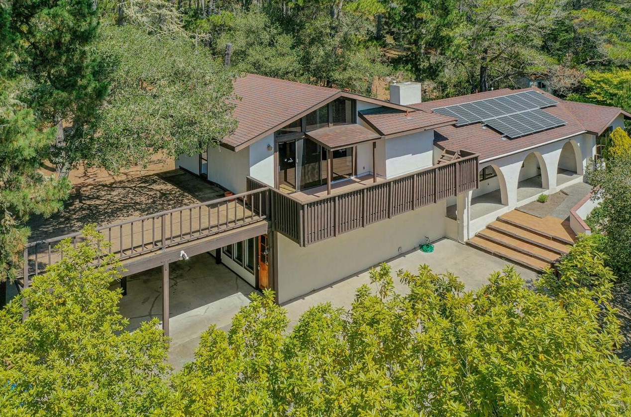 4 Sommerset Rise, Monterey, CA 93940-4112
