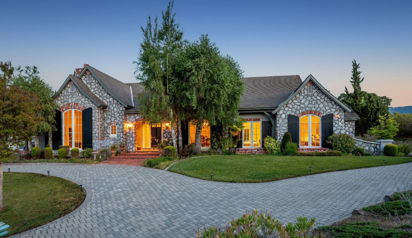 22661 Garrod Rd, Saratoga, CA 95070