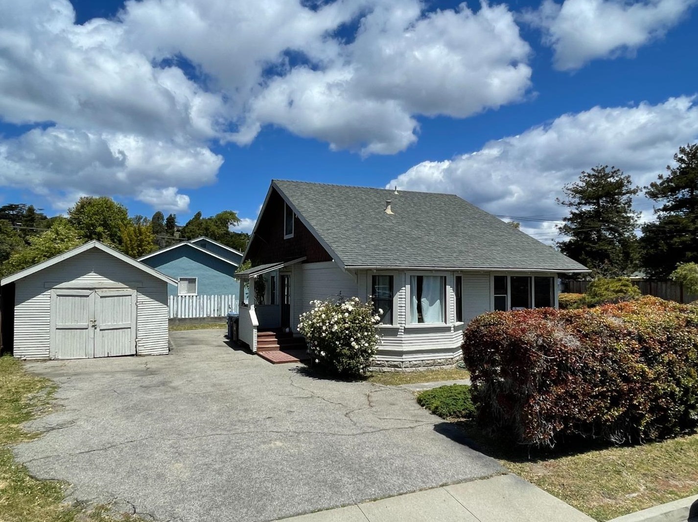 201 Miramar Dr, Santa Cruz, CA 95060-5229