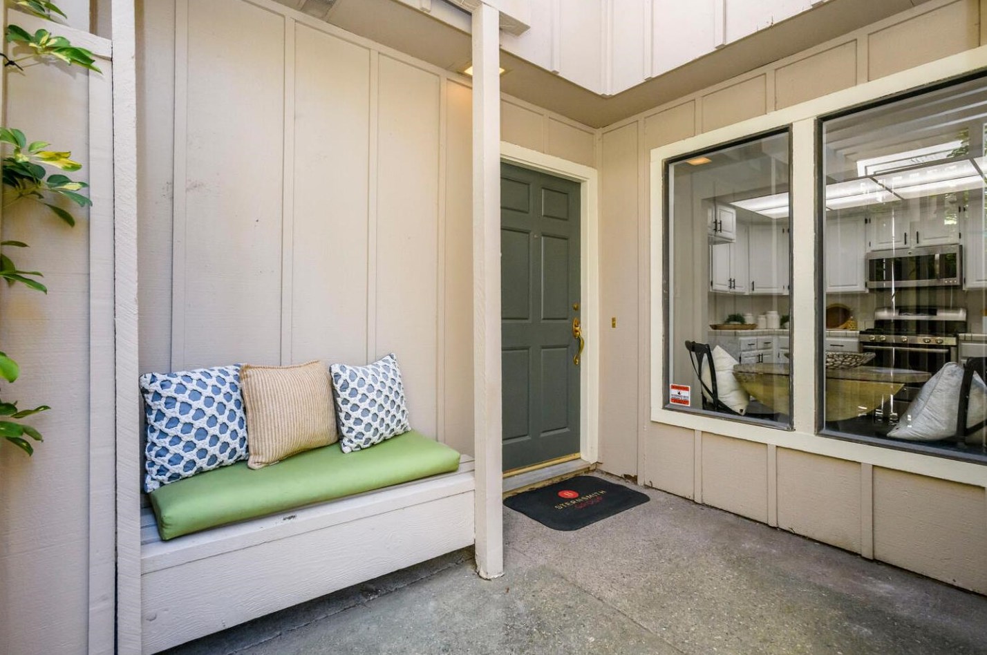 29 Southridge Ct, San Mateo, CA 94402-3728