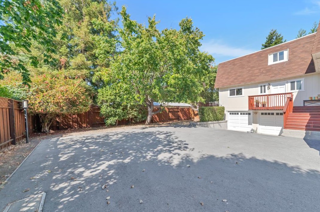 135 Okeefe St, Menlo Park, CA 94025-2635