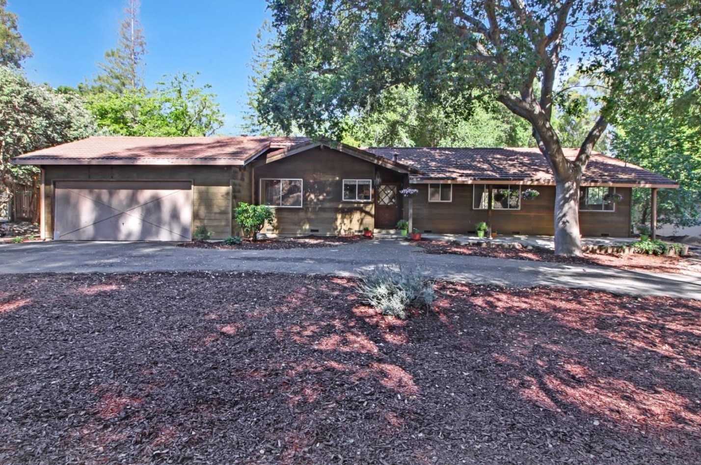 12881 Foothill Ln, Saratoga, CA 95070-3712