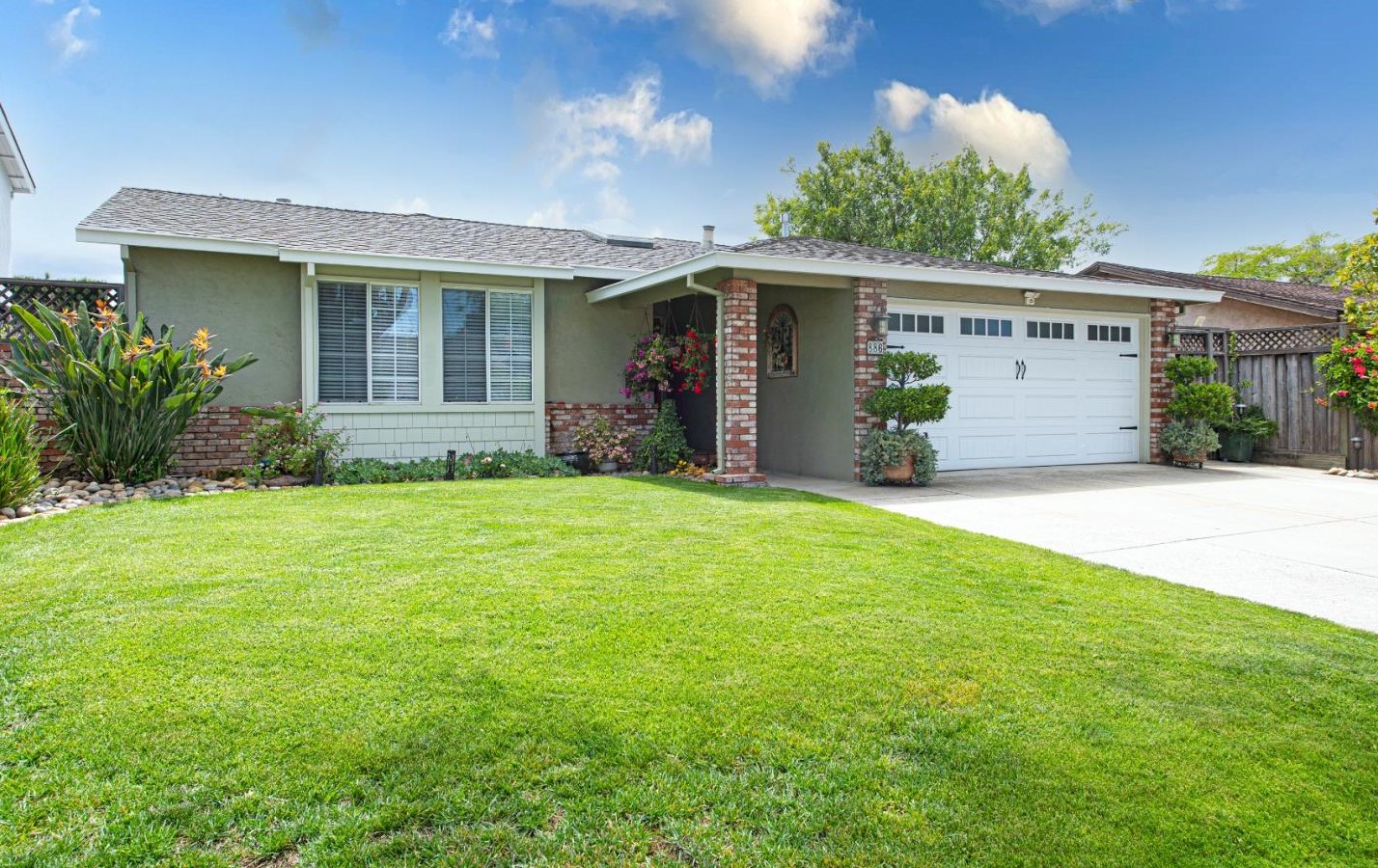 886 Tallman Ct, San Jose, CA 95123-2562