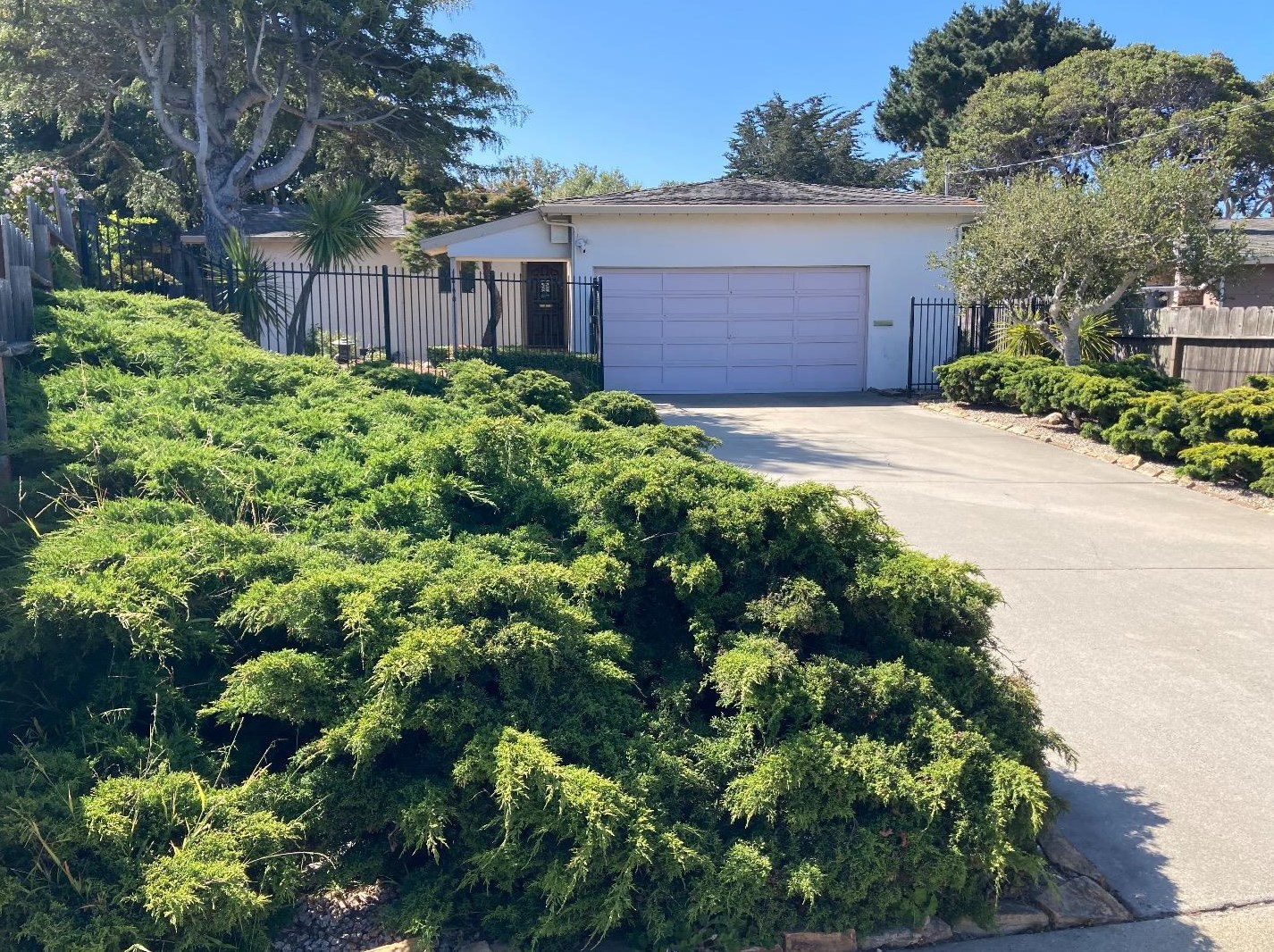 1060 Haviland Ter, Seaside, CA 93955-6022