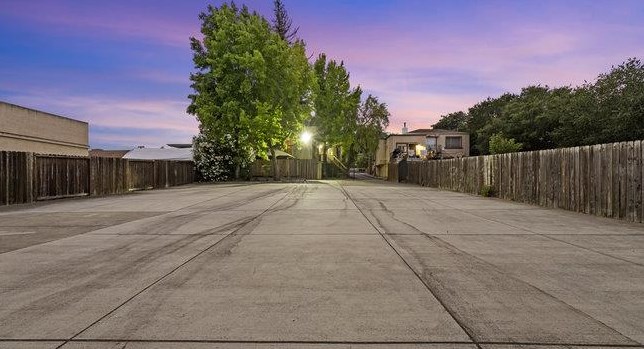 22274 Main St, Hayward, CA 94541