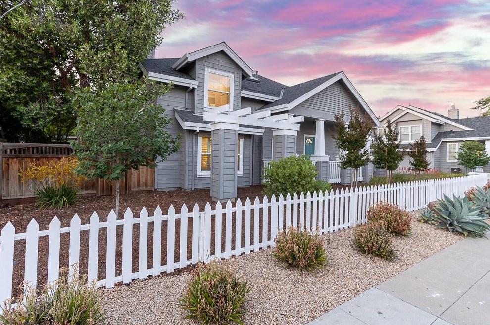109 E Rincon Ave, Campbell, CA 95008