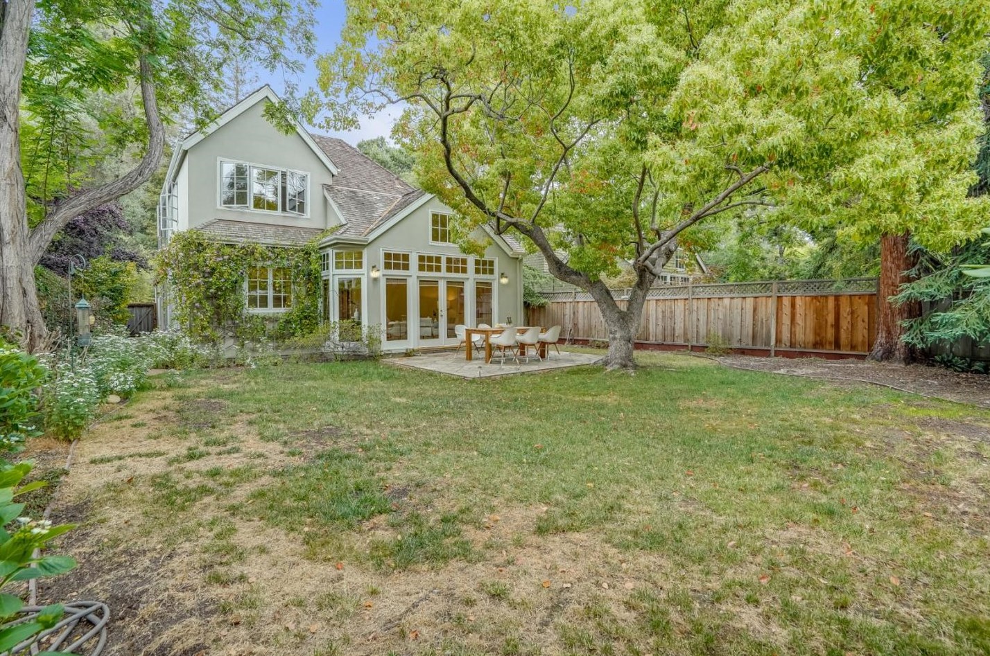 88 Maple Ave, Menlo Park, CA 94027-3815