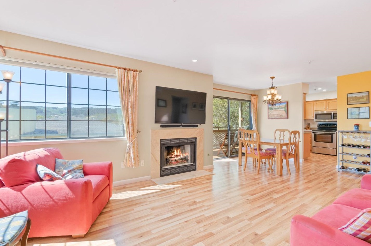 741 Pheasant Ridge Rd, Monterey CA  93940-5764 exterior