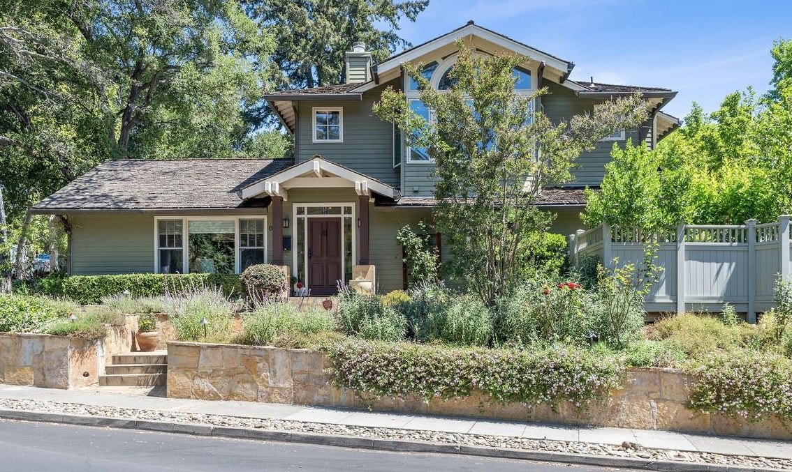 66 Pennsylvania Ave, Los Gatos, CA 95030-5826