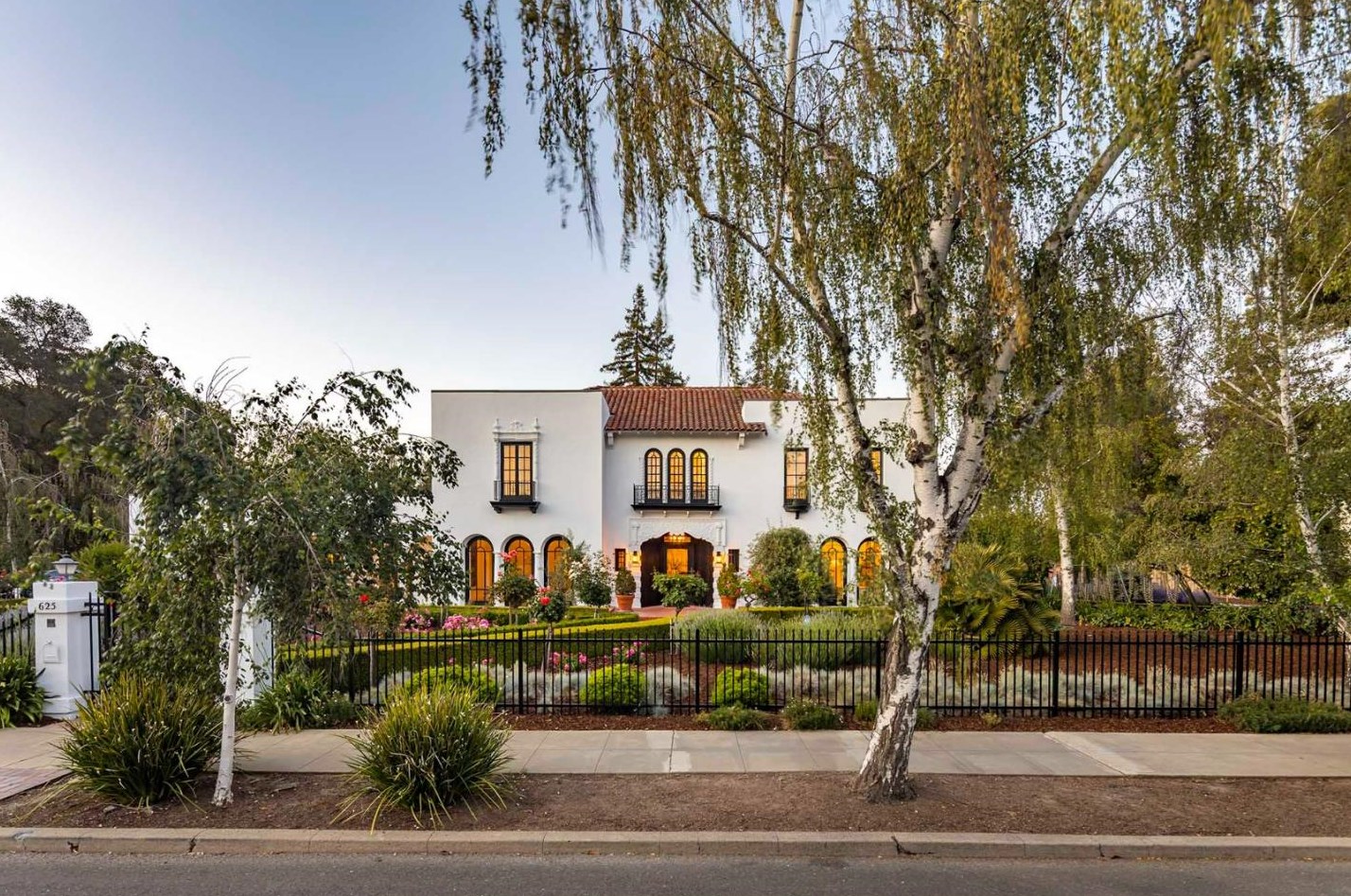 625 Hale St, Palo Alto, CA 94301