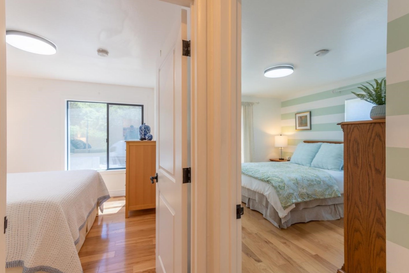 1237 Josselyn Canyon Rd, Monterey CA  93940-7100 exterior
