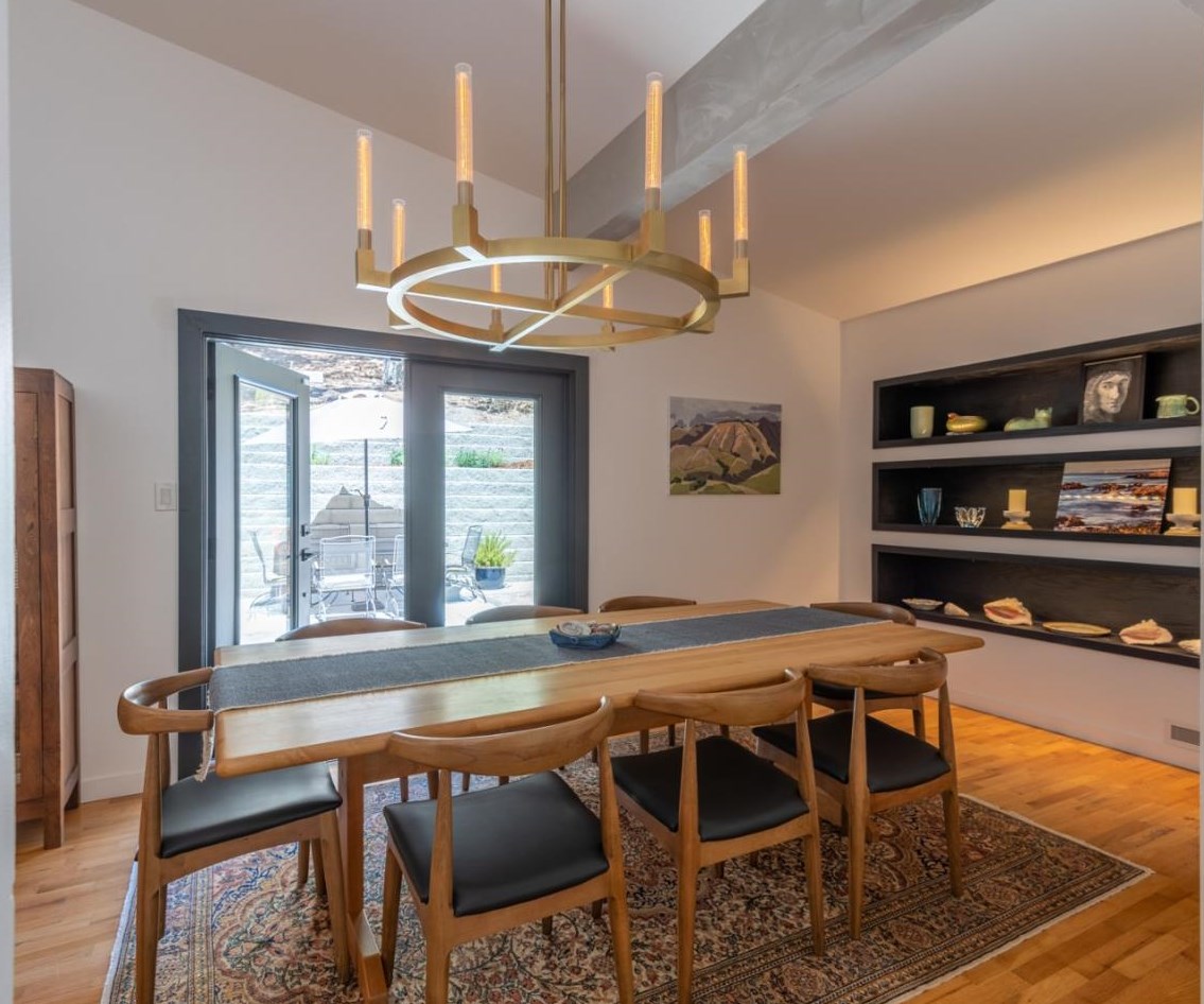 1237 Josselyn Canyon Rd, Monterey CA  93940-7100 exterior