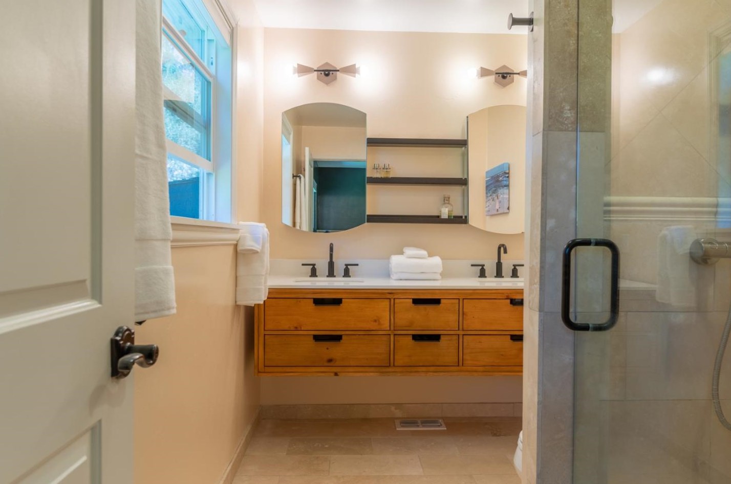 1237 Josselyn Canyon Rd, Monterey CA  93940-7100 exterior