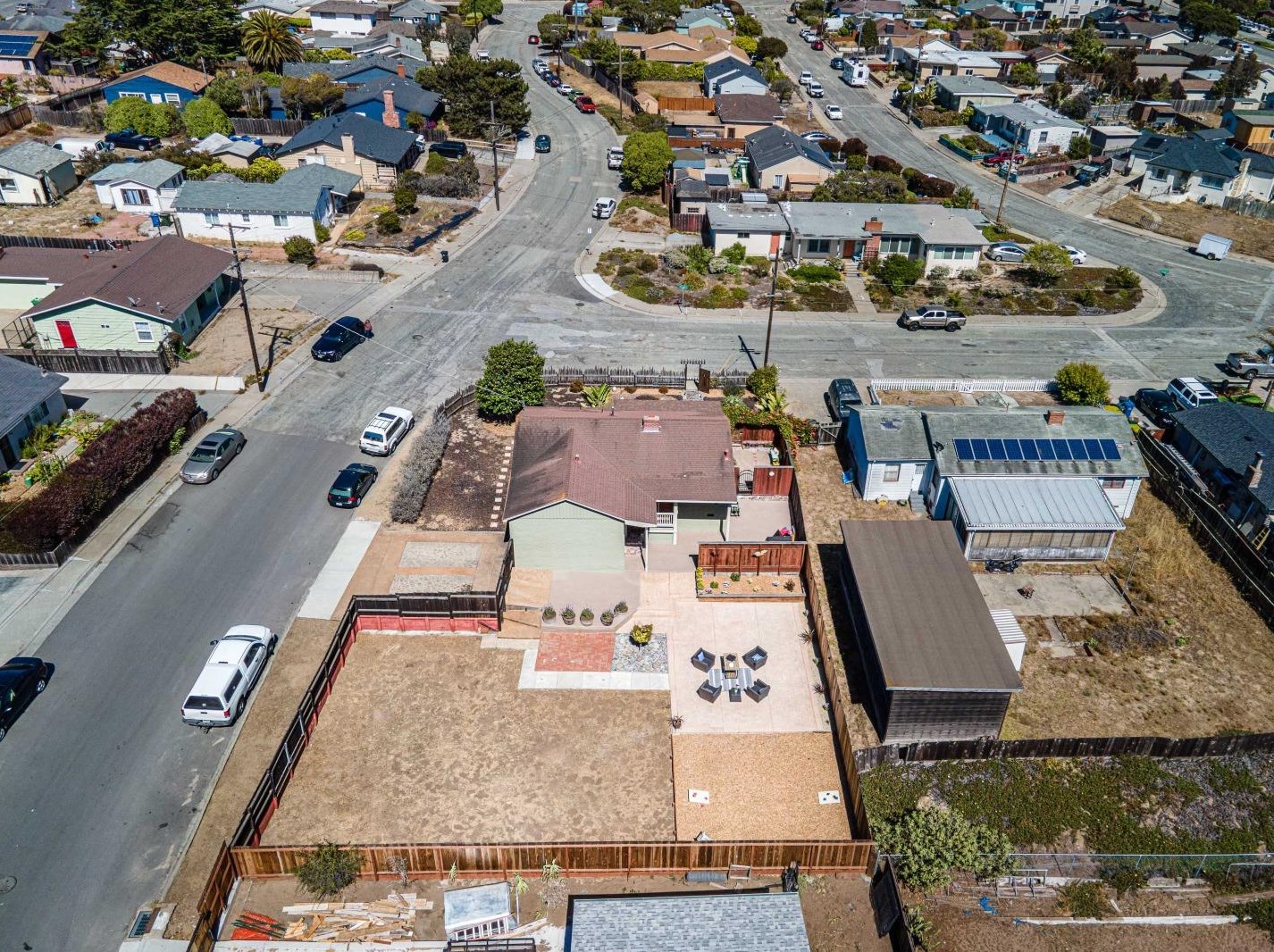 2065 Grandview St, Seaside CA  93955-3204 exterior