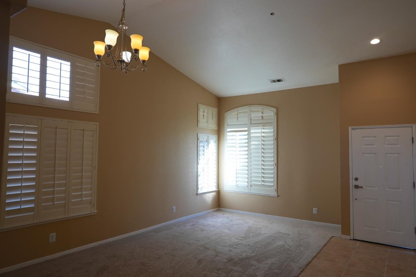 1873 Delancey Dr, Salinas, CA 93906-5126