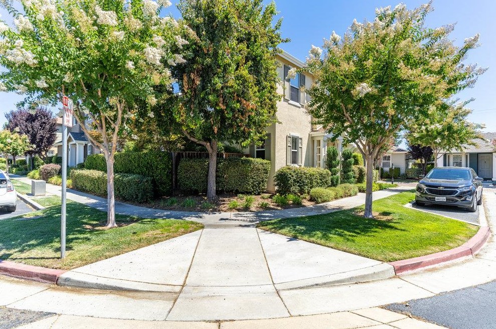 7870 Dickens Way, Gilroy, CA 95020