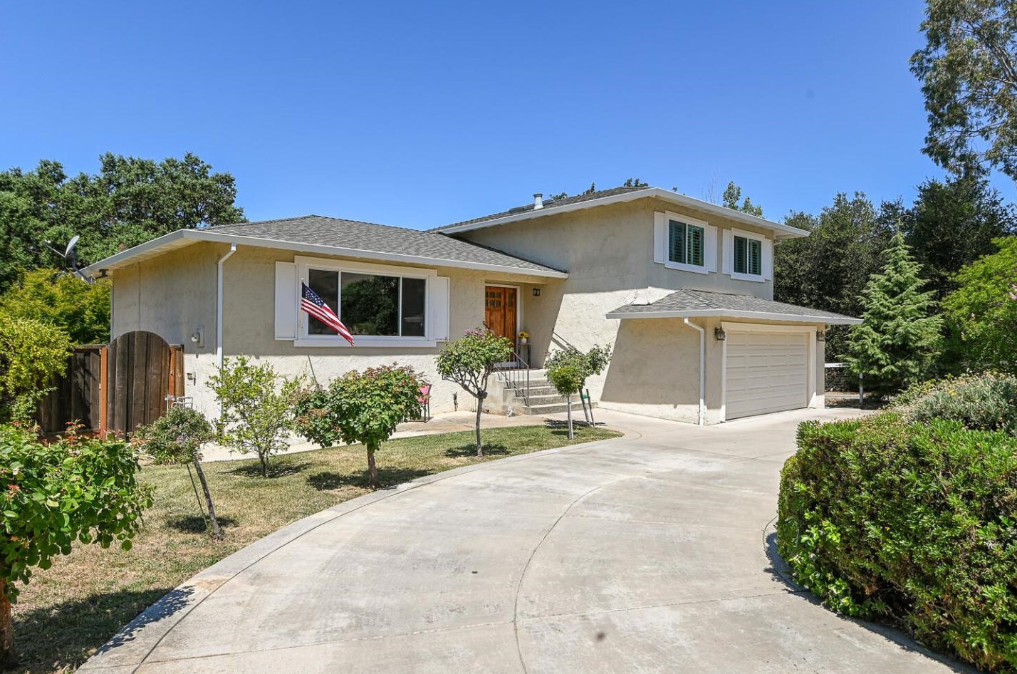 13165 New Ave, San Martin, CA 95046