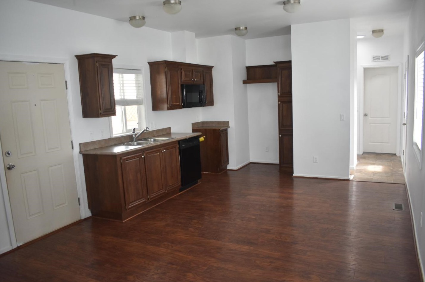 304 Carmel Ave 39, Marina, CA 93933