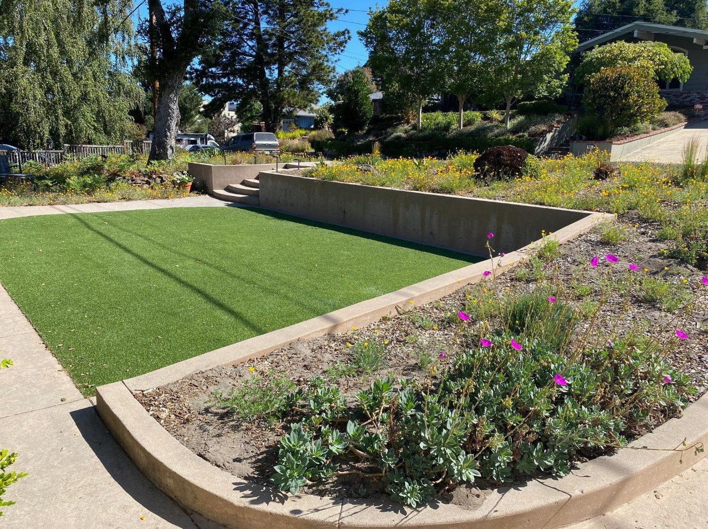 664 Pinecone Dr, Santa Cruz, CA 95066