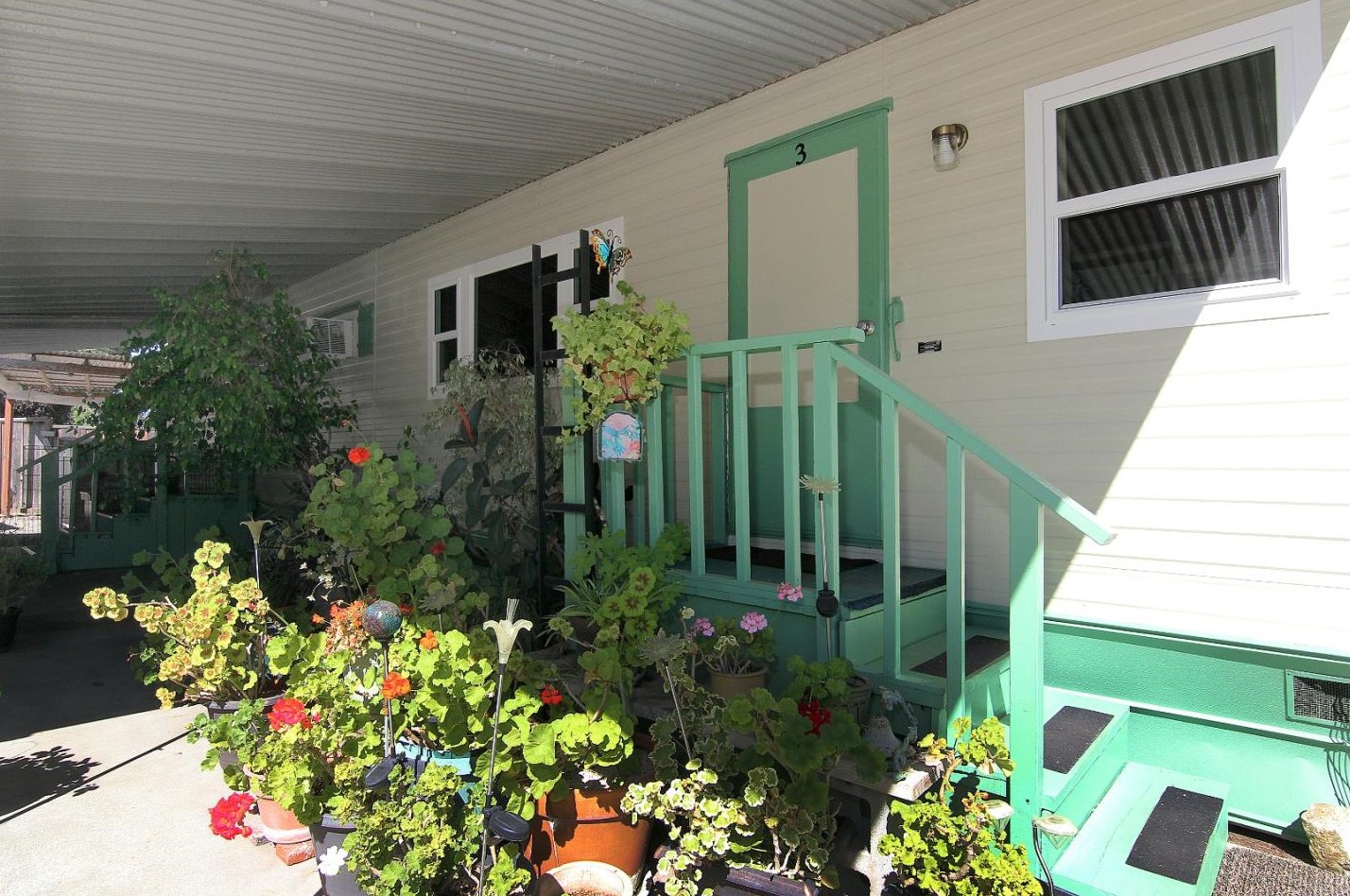 4121 Scotts Valley Dr, Santa Cruz, CA 95066-4526