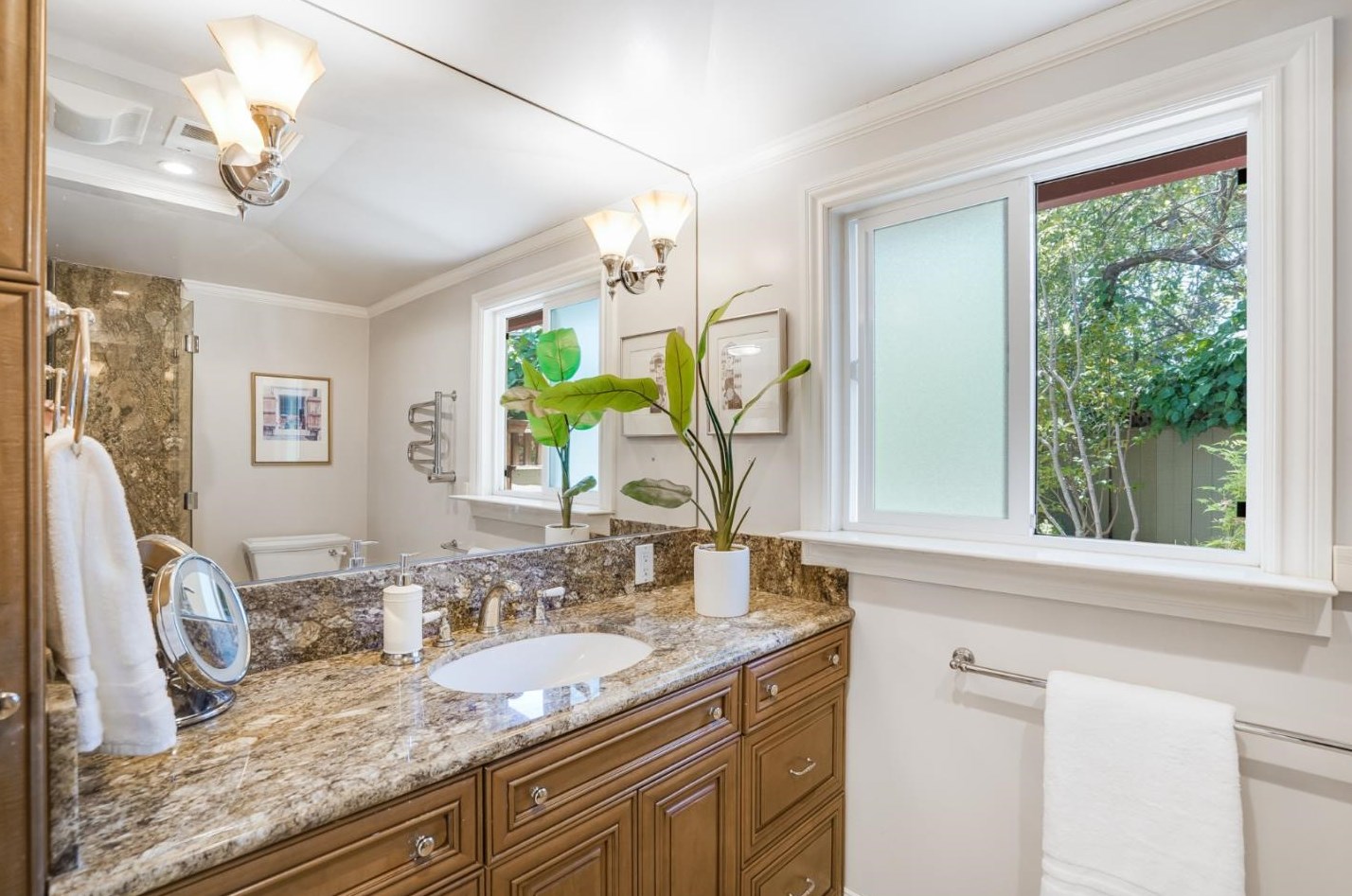 1990 Sharon Rd, Menlo Park CA  94025-6270 exterior