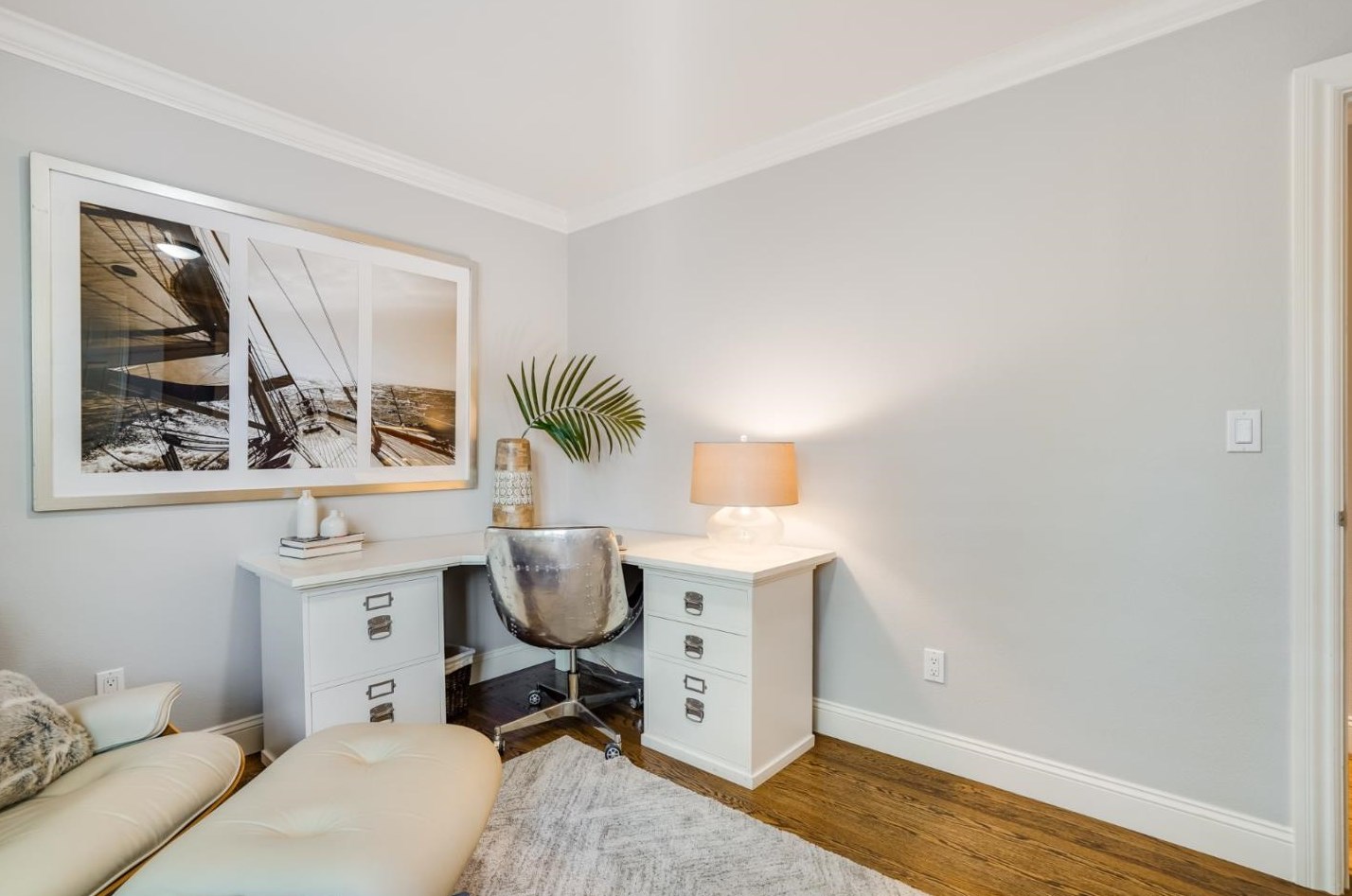 1990 Sharon Rd, Menlo Park CA  94025-6270 exterior