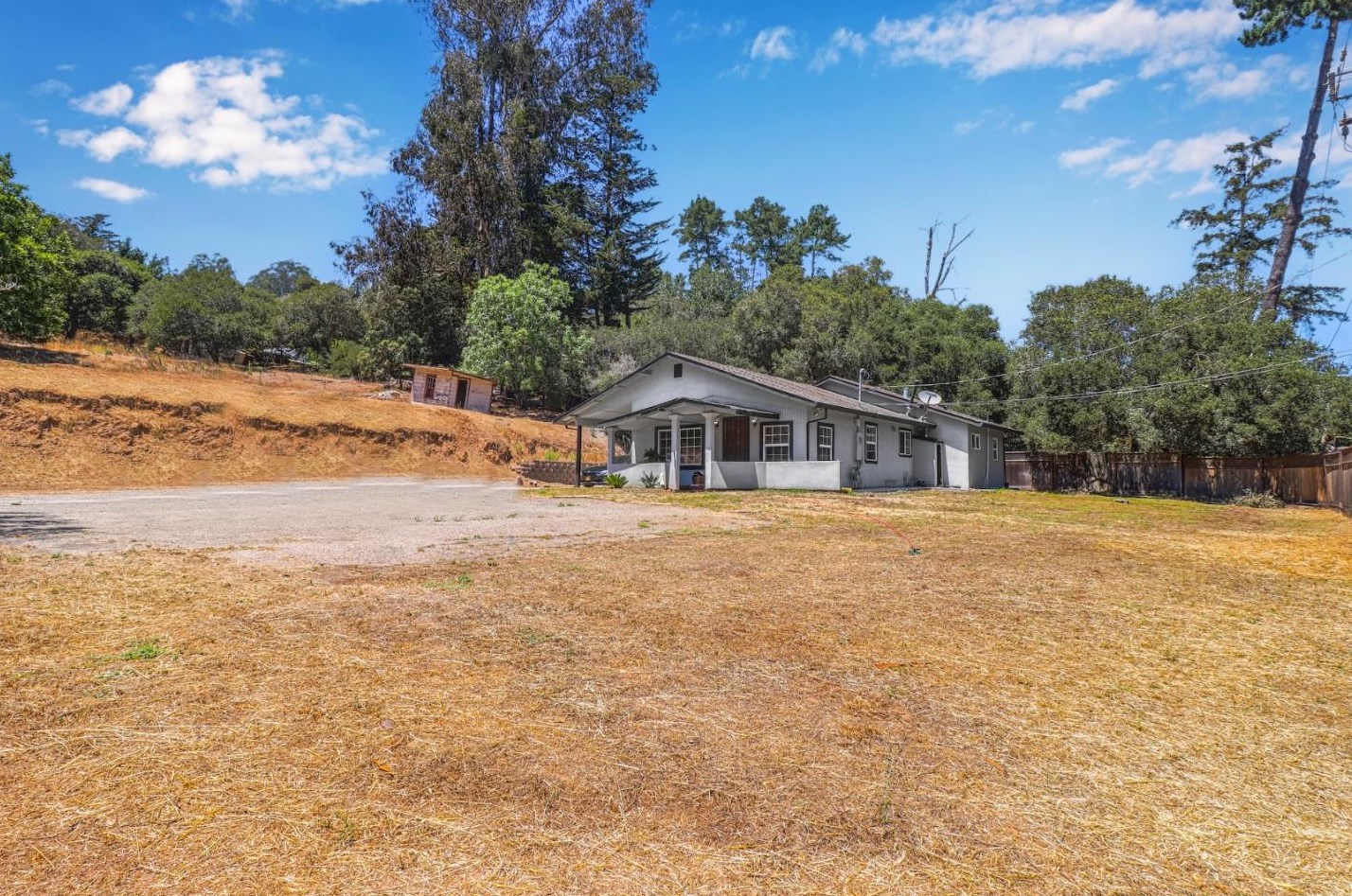 1972 San Miguel Canyon Rd, Salinas, CA 93907-8859