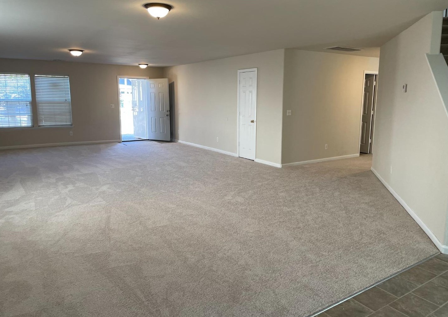 1147 Pinnacle Dr, Merced, CA 95348-8702