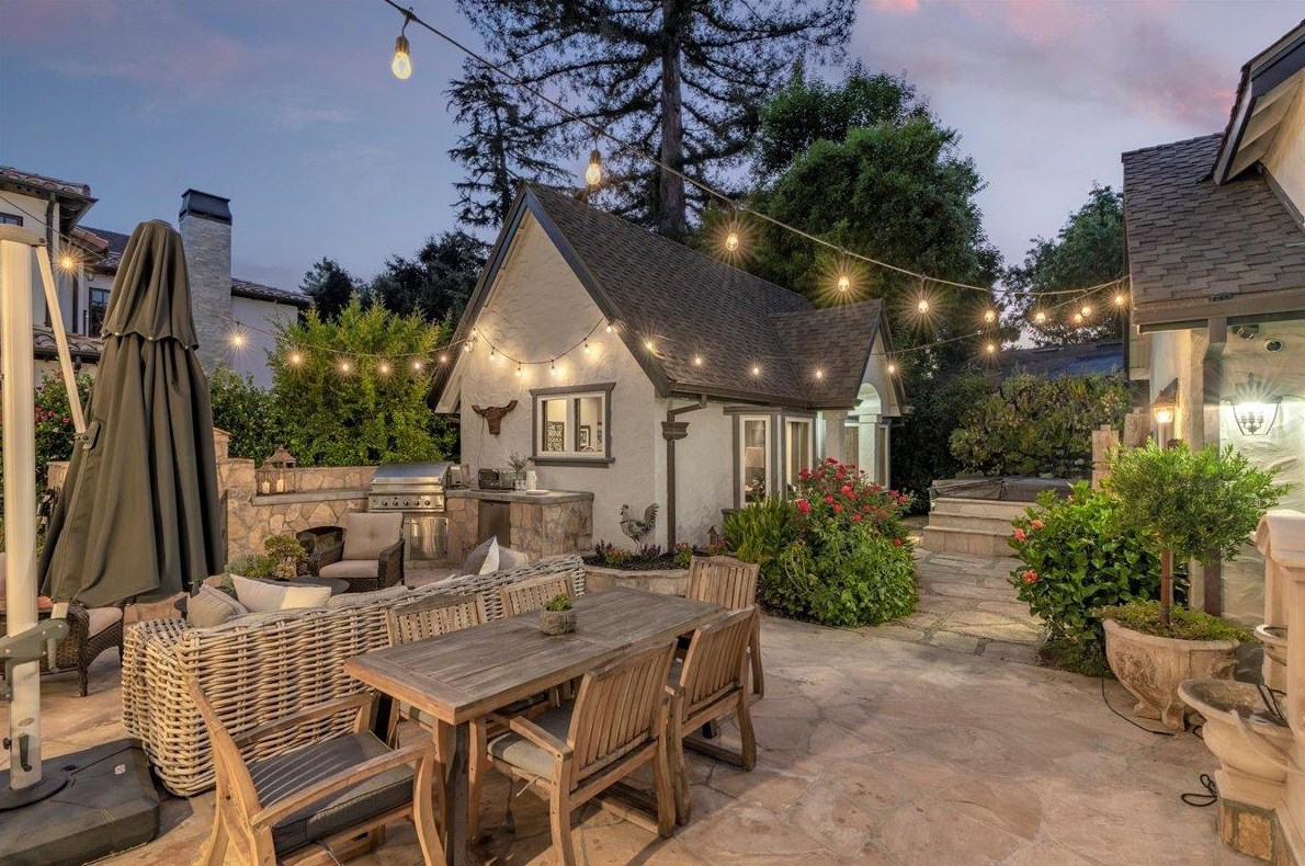1045 Laurie Ave, San Jose, CA 95125-2573