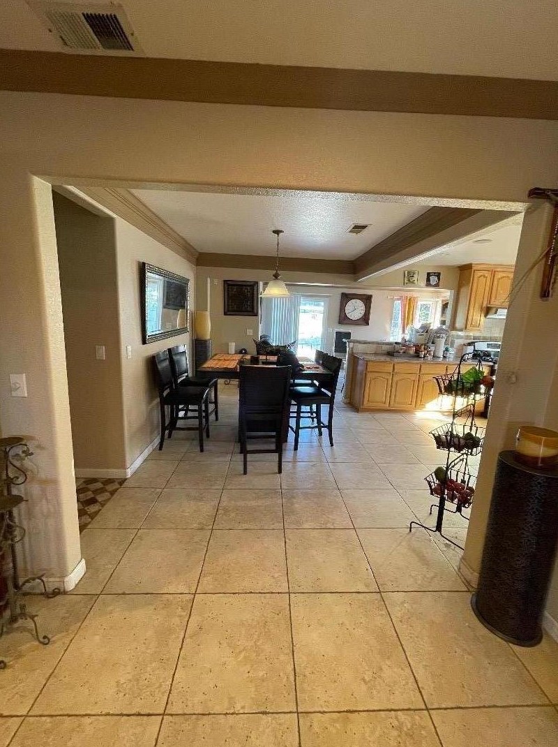 530 Sunrise St, Salinas, CA 93905-1412
