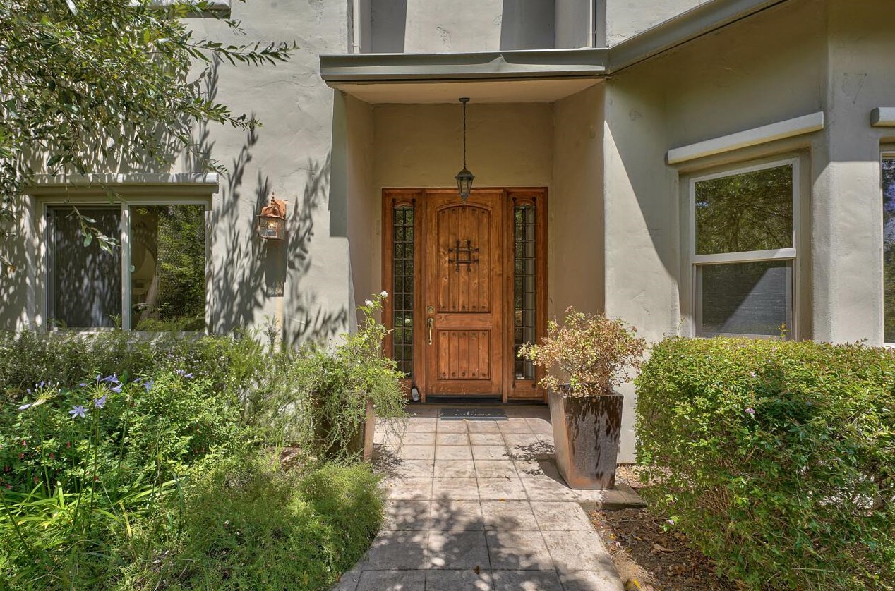 7105 Azzelio Ct, Salinas, CA 93907-8959