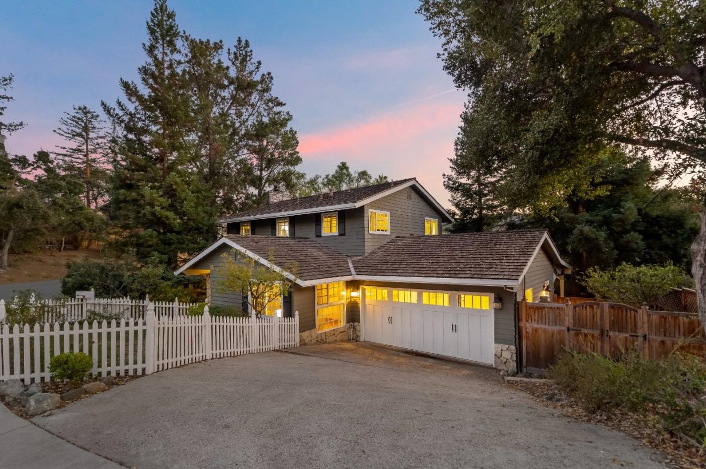 853 Upland Rd, Redwood City, CA 94062