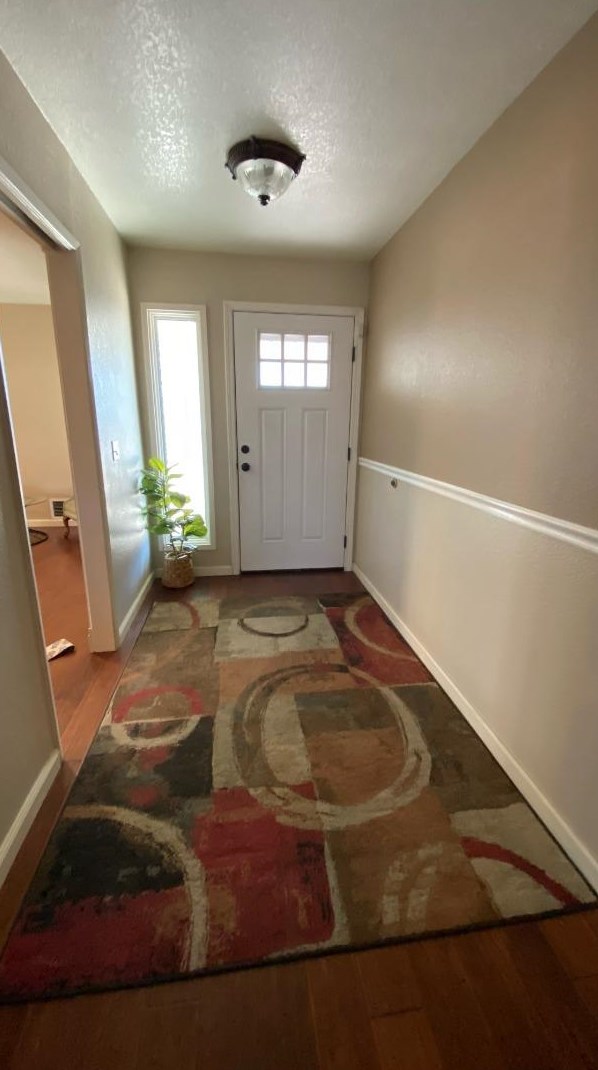 1335 Wawona St, Manteca, CA 95337