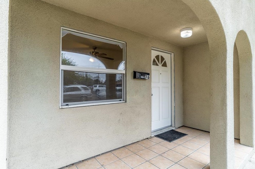 76 Hawkins St, Hollister, CA 95023