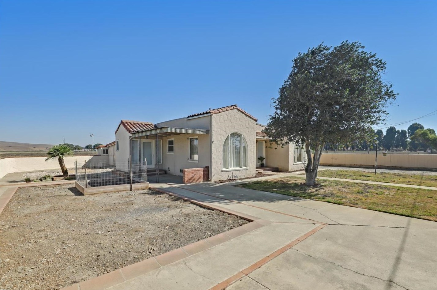 1040 Freitas Rd, San Juan Bautista, CA 95045