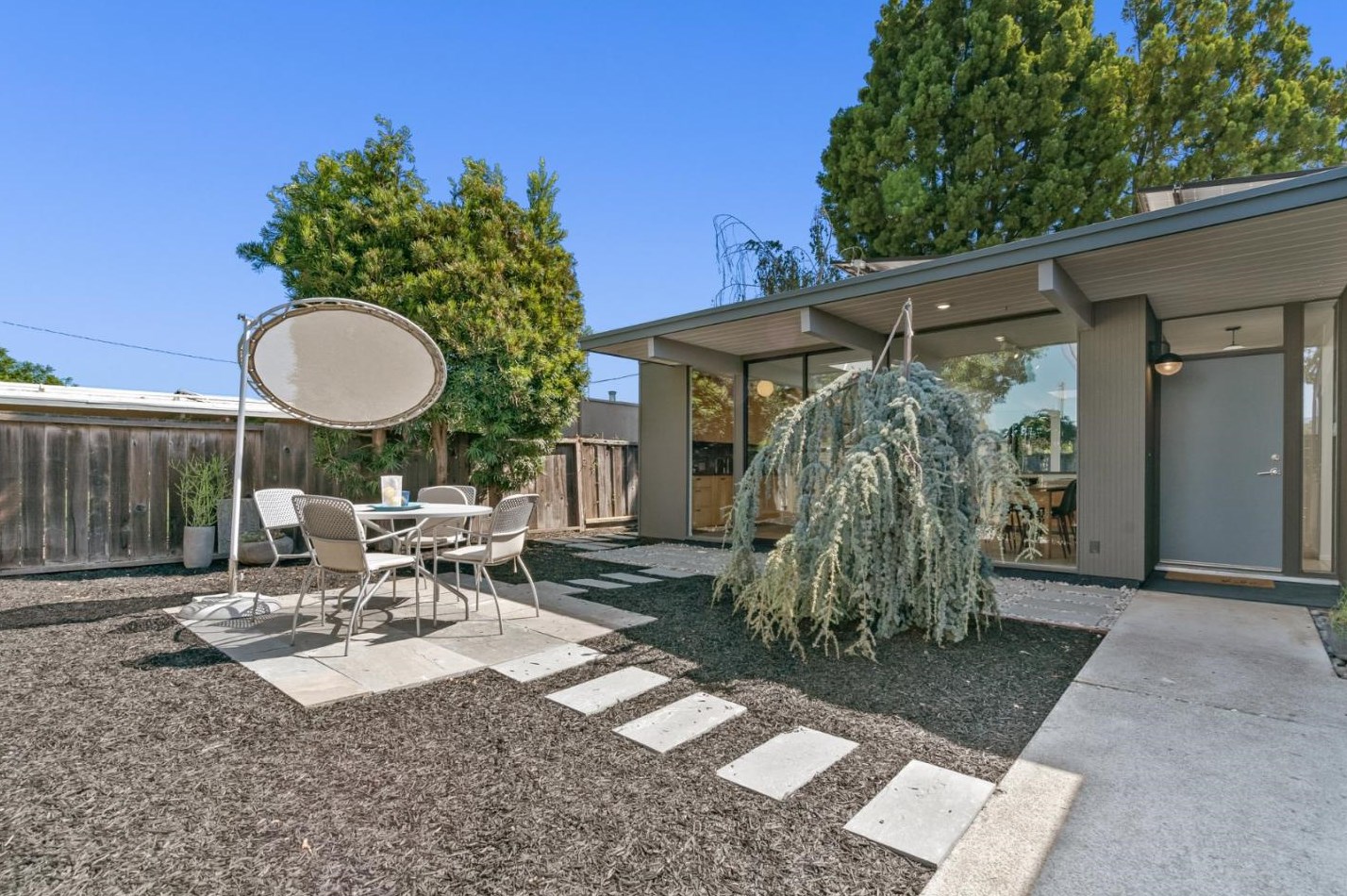 906 Hyde Ave, Cupertino, CA 95014-4663