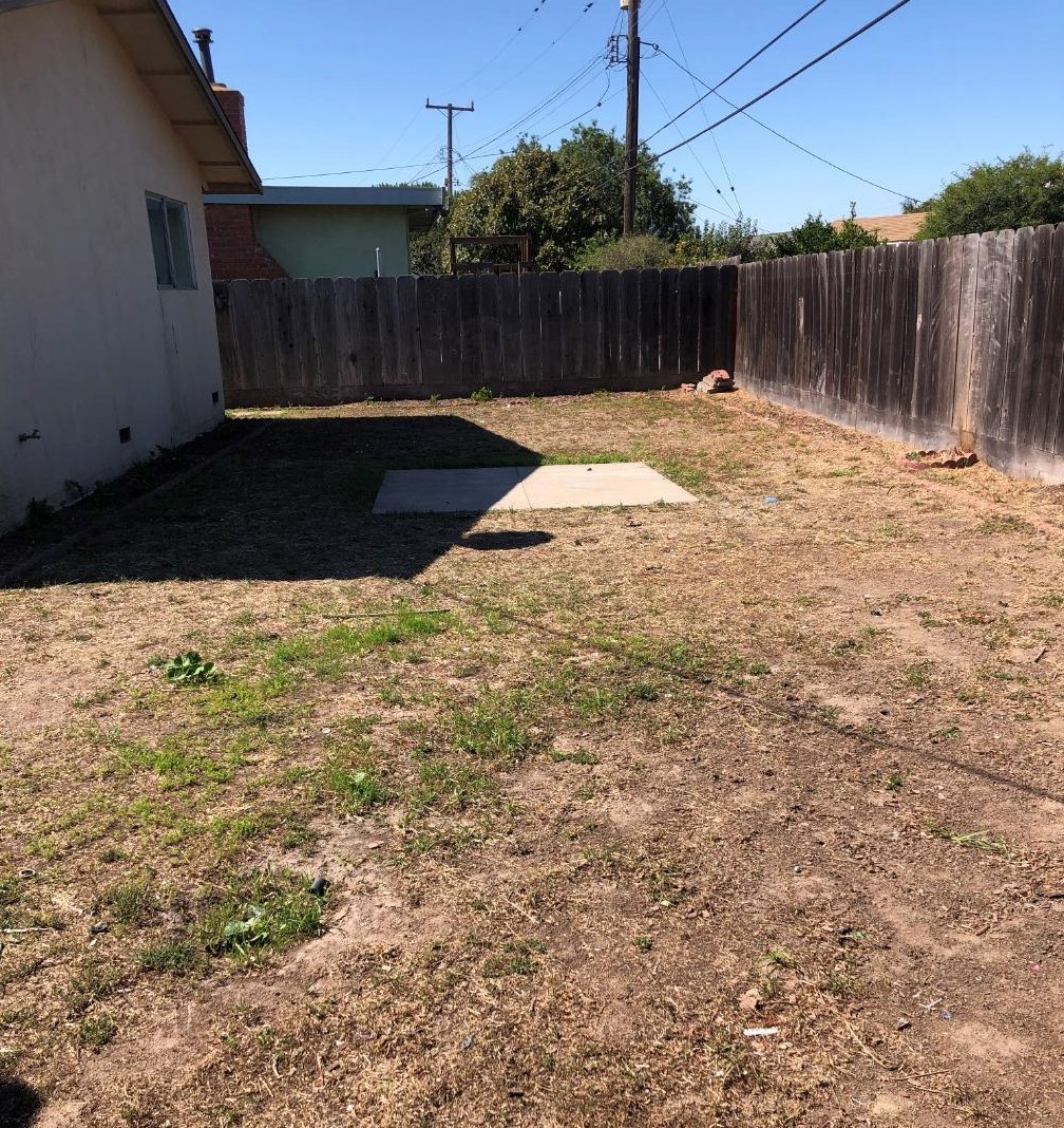 260 Osage Dr, Salinas, CA 93906-2716