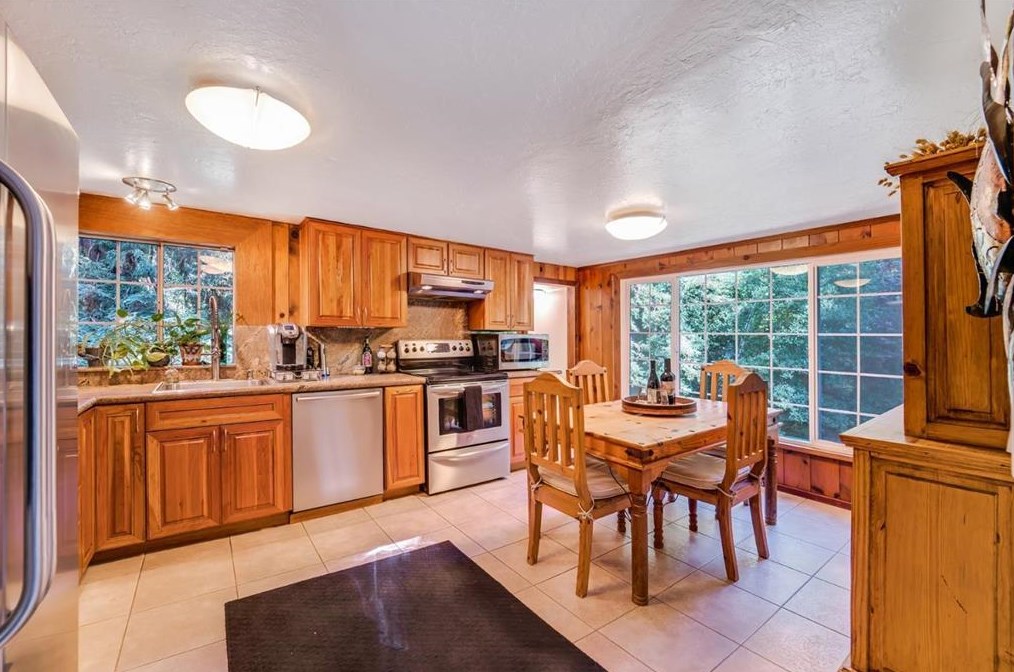 17835 Hwy 9, Big Basin, CA 95006