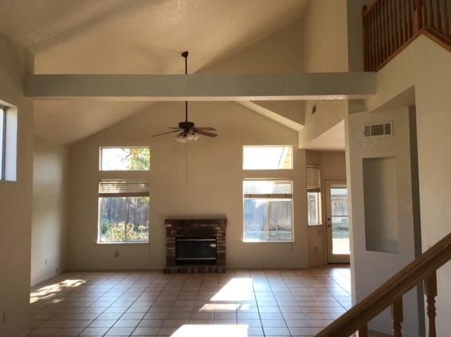 725 Everest St, Los Banos, CA 93635