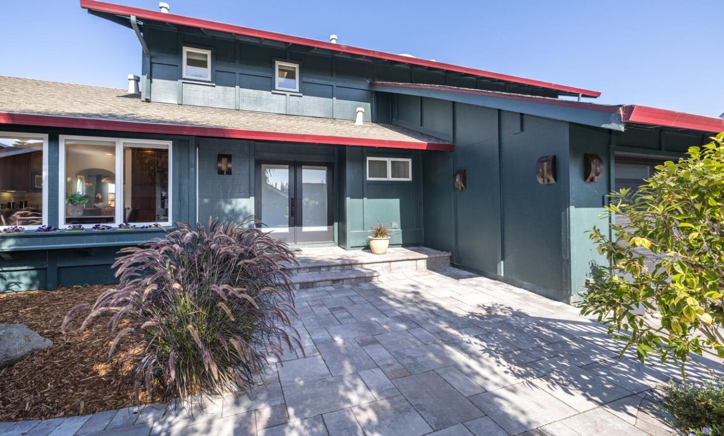 2044 Touraine Ln, Princeton by the Sea, CA 94019