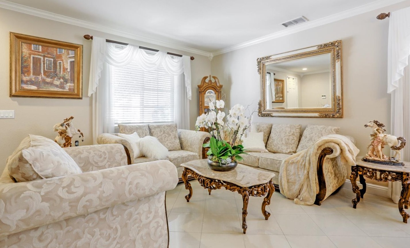 1865 Marinette Ln, Roseville, CA 95747-4940